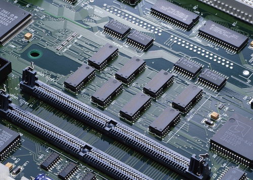 不懼疫情，中國(guó)集成電路設(shè)計(jì)業(yè)增速超20%展現(xiàn)強(qiáng)勁韌性